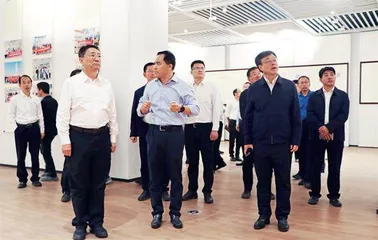 莫言:鳄鱼凶猛,大象慈悲1
