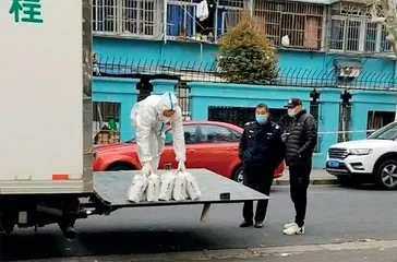 上海“团长”:在被需要和被污名之间1