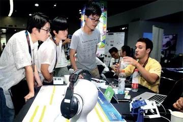 专访美国“知华派”专家李成:美国的对华政策疏远了中国青年1