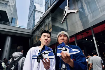 困在消费贷里的年轻人2