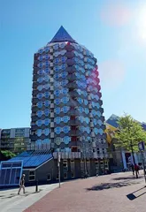 鹿特丹:怪奇建筑师的竞技场4