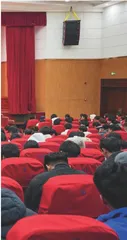 用雷锋精神扮靓青春底色1