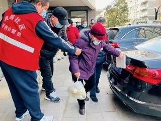 学雷锋志愿服务融入基层社会治理