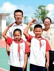 朱细芬、李亚东：扎根乡间，倾心育人