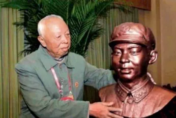 难忘雷锋春天般的笑脸——雷锋生前连长虞仁昌心中的雷锋
