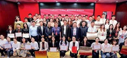 雷锋精神在高校绽放光芒