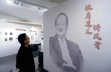 六神磊磊谈金庸：他特别想提升武侠小说的文学地位