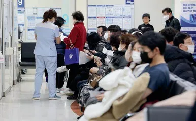 韩国医生“辞职潮”如何收场?1