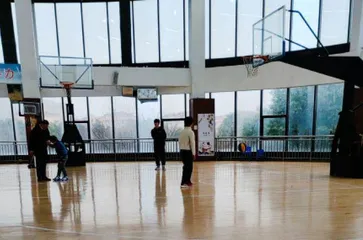 职业闭店人:用放大镜找法律空子吗?1