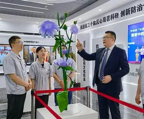 愿使丹心长报国