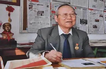 孙玉斌：用剪报展示雷锋精神的内涵