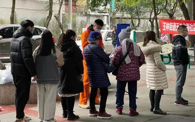 社区里的“热心人”