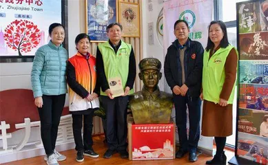 志愿达人丁小木：人生事业第二春