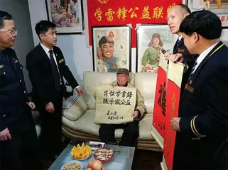 车轮上的“活雷锋”