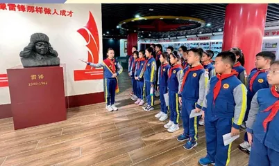 用心讲好新时代雷锋故事