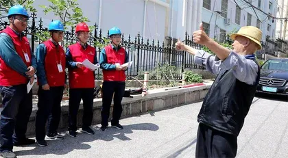 “精致城市”涌起“雷锋潮”