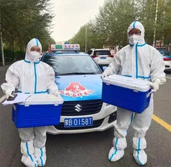 谱写车轮上的奉献者之歌