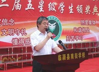 让雷锋形象在师生脑海更加生动鲜活