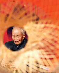 白鹿原上的编灯人