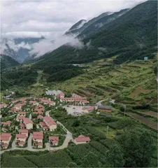 7天支教费上万大凉山沦为“公益秀场”