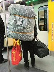 地铁里的中国人13