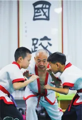 电焊工黄保清的中国式摔跤梦3