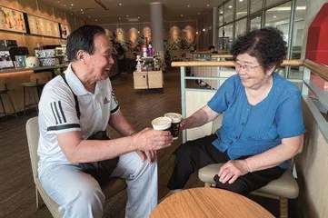 带父母出游，消费观碰撞背后满溢的爱6