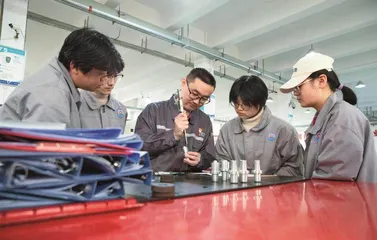 精研一技 方成大器6