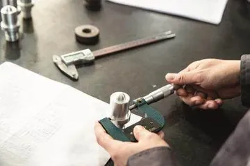 精研一技 方成大器7
