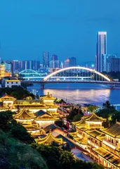 水从城中过天堑变通途