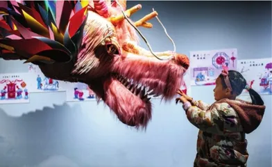 春节是旧痕新岁里的时光交响