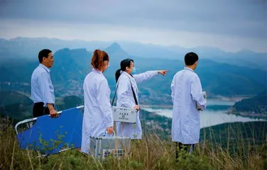 再远的路也有医生的脚步