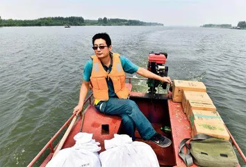 王少朋：水上邮路的守望者