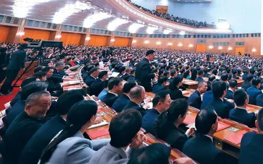 实干争先 出新出彩