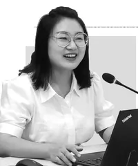 颜晓荣：散布阳光到孩子心里