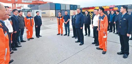 习近平在重庆考察时强调进一步全面深化改革开放不断谱写中国式现代化重庆篇章蔡奇陪同考察