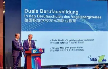 升学还是就业? 职校生的“下一步”拓宽了2