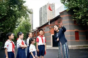 星火燎原,我在“党的诞生地”当志愿者3