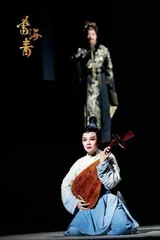 何意少年气，化作英雄歌