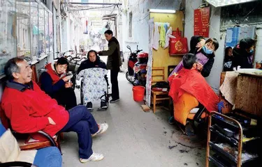 不起眼的“剃头店”,藏着真正的市井烟火3