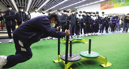 學生參觀運動員培訓及集訓中心