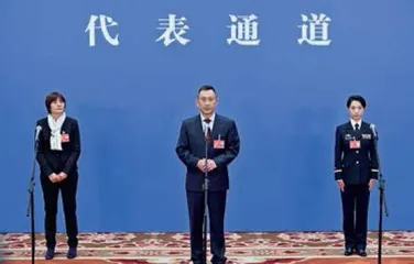 全国两会·瞬间4