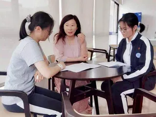 名师访谈:通过大语文,认识大世界2