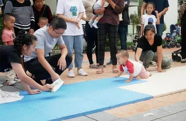 这里一盏灯,照亮龙华追梦人2