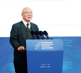 丘成桐:青年人别再为拿“帽子”做学问了!2