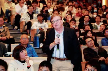 丘成桐:青年人别再为拿“帽子”做学问了!3