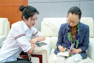 赵丽娜:希望自己能够成为海绵2