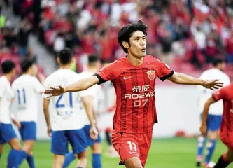 悠悠十八载,两夺中超冠军1