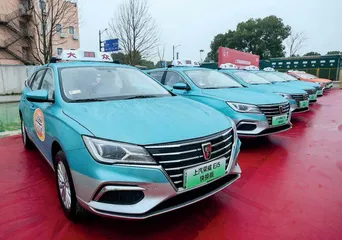 “开大众出租更暖心,有保障”1
