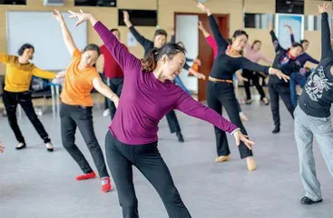 上老年大学的年轻人,图个啥?2
